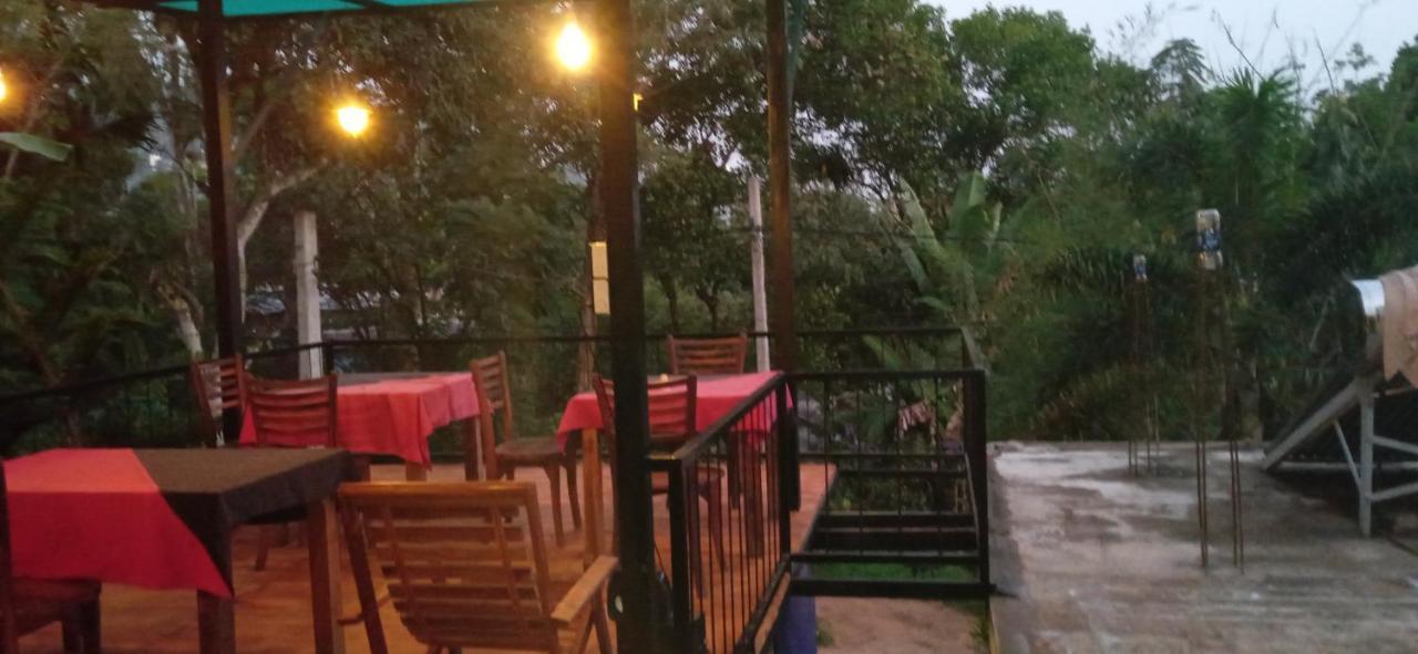 Mc Queen Homestay Ella Exterior foto